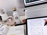 最新7月無水首發福利！推特極品OL風氣質御姐【Jeff_Jarvis】紫薇露出啪啪記錄，浴室貼門後入奶子都壓變形了