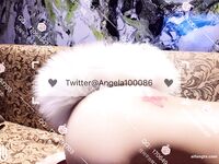 =超嫩極品可愛小母狗『安琪拉』 看似清純的雙馬尾小蘿莉，其實是個渴望被爸爸大雞巴灌滿騷穴的反差婊小母狗