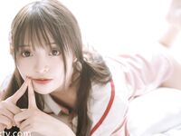 宅男必备！可欲可甜极品网红美少女福利姬【草莓味的奈奈兔】付费福利私拍合集