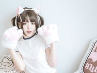 宅男必备！可欲可甜极品网红美少女福利姬【草莓味的奈奈兔】付费福利私拍合集