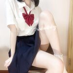 主人爸爸的人形小母狗『小7软糖ovo』这么紧致的逼逼爸爸们喜欢吗？会不会感觉很舒服很爽，又被爸爸填满了