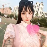 TG ที่มีความสุข "Xiao Ai" ของผู้ถูกเปลี่ยนเพศที่ดูดีสุด ๆ