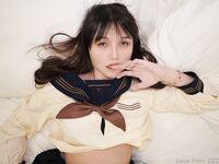 Nữ thần xăm hình đa chủng tộc E-cup người Singapore "Ada822" trông giống Stefanie Sun lộ mặt trong bộ ảnh riêng tư quy mô lớn, tán tỉnh và thủ dâm say đắm cho cả nam và nữ.