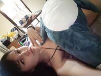 Nữ thần xăm hình đa chủng tộc E-cup người Singapore "Ada822" trông giống Stefanie Sun lộ mặt trong bộ ảnh riêng tư quy mô lớn, tán tỉnh và thủ dâm say đắm cho cả nam và nữ.