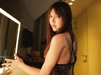 Nữ thần xăm hình đa chủng tộc E-cup người Singapore "Ada822" trông giống Stefanie Sun lộ mặt trong bộ ảnh riêng tư quy mô lớn, tán tỉnh và thủ dâm say đắm cho cả nam và nữ.