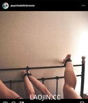 Pada tahun 2024, wanita cantik pendakap gigi Taiwan [RayRay Rui Rui] telah menghantar tweet satu manfaat, mendedahkan payudara besarnya di pasar raya, melakukan hubungan seks 3P serampang dua mata, jarang menunjukkan wajahnya