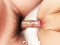 Pada tahun 2024, wanita cantik pendakap gigi Taiwan [RayRay Rui Rui] telah menghantar tweet satu manfaat, mendedahkan payudara besarnya di pasar raya, melakukan hubungan seks 3P serampang dua mata, jarang menunjukkan wajahnya