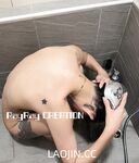 Pada tahun 2024, wanita cantik pendakap gigi Taiwan [RayRay Rui Rui] telah menghantar tweet satu manfaat, mendedahkan payudara besarnya di pasar raya, melakukan hubungan seks 3P serampang dua mata, jarang menunjukkan wajahnya