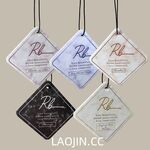 Pada tahun 2024, wanita cantik pendakap gigi Taiwan [RayRay Rui Rui] telah menghantar tweet satu manfaat, mendedahkan payudara besarnya di pasar raya, melakukan hubungan seks 3P serampang dua mata, jarang menunjukkan wajahnya