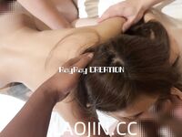 Pada tahun 2024, wanita cantik pendakap gigi Taiwan [RayRay Rui Rui] telah menghantar tweet satu manfaat, mendedahkan payudara besarnya di pasar raya, melakukan hubungan seks 3P serampang dua mata, jarang menunjukkan wajahnya