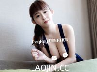 Pada tahun 2024, wanita cantik pendakap gigi Taiwan [RayRay Rui Rui] telah menghantar tweet satu manfaat, mendedahkan payudara besarnya di pasar raya, melakukan hubungan seks 3P serampang dua mata, jarang menunjukkan wajahnya