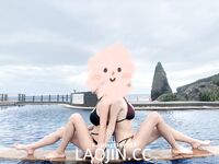 Pada tahun 2024, wanita cantik pendakap gigi Taiwan [RayRay Rui Rui] telah menghantar tweet satu manfaat, mendedahkan payudara besarnya di pasar raya, melakukan hubungan seks 3P serampang dua mata, jarang menunjukkan wajahnya