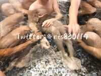 Pada tahun 2024, wanita cantik pendakap gigi Taiwan [RayRay Rui Rui] telah menghantar tweet satu manfaat, mendedahkan payudara besarnya di pasar raya, melakukan hubungan seks 3P serampang dua mata, jarang menunjukkan wajahnya