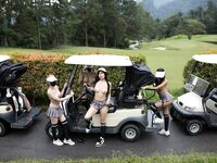 말레이시아의 슈퍼 인기 인터넷 연예인 e 스포츠 여신 "mspuiyi"OF는 얼굴과 폭발적인 몸매와 음란 한 릴리가 누워있는 모델로 대규모 개인 사진 촬영을했습니다.