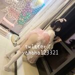 귀여운 인간형 암캐 "나 하나야, 하하" 그녀의 작은 보지가 또 아빠의 정액으로 가득 차 있어요 ~ 매우 대조되는 소녀.