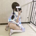 귀여운 인간형 암캐 "나 하나야, 하하" 그녀의 작은 보지가 또 아빠의 정액으로 가득 차 있어요 ~ 매우 대조되는 소녀.