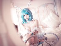 明星颜值性感女神『小礼好困@SleeppyLee1』唯美私拍-杂图