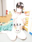 Ngược lại, cô gái Loli "Little Rabbit Juice" lộ rõ con hổ trắng dịu dàng và sạch sẽ của mình. Cô gái dễ thương và ngoan ngoãn có một sự tương phản siêu phàm bên dưới vẻ ngoài thuần khiết và xinh đẹp của mình.