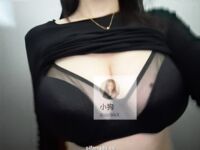 In 2024, [Breaking News] The top-notch pure big-breasted school girl [Puppy] has not released the second full set of paid videos. She is really well developed, and her private parts are pink and large.