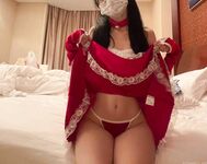 重磅微密圈巨乳肥臀紅人【純情小初】萬元VIP門檻視圖，紫薇啪啪車震，讓男人慾罷不能