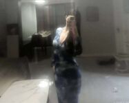 重磅微密圈巨乳肥臀紅人【純情小初】萬元VIP門檻視圖，紫薇啪啪車震，讓男人慾罷不能