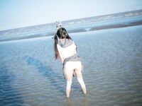 Seorang gadis cantik dengan wajah tulen dan tampan "Shinoda Tian" dirakam secara peribadi dalam tarian bogel yang seksi.