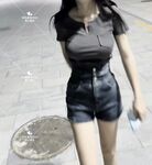 Unable to hold back, she peed in the most crowded place. The contrasting young girl "Linglong School Girl" with a cute voice and soft body was trained by the sponsor's father to expose herself, dance naked and play with her in various ways.
