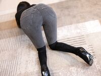 Xiuren.com [Yang Chenchen] Seluar dalam berbentuk V yang seksi, pantat putih besar, stoking jala sehelai yang menggoda, stoking jala seksi atasan terbuka yang sangat seksi, dan payudara seputih salji! sangat menggoda!