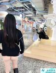 推特超A完美身材嫩妹【Luna000yu】专注户外多场景大胆露出，真空出门地铁游乐场超市人前露逼