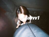 最新8月無水福利！露出狂熱愛好者【Luvvv1】推特絕版福利，極品女神喜歡露出，喜歡聚眾淫亂群P