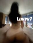 最新8月無水福利！露出狂熱愛好者【Luvvv1】推特絕版福利，極品女神喜歡露出，喜歡聚眾淫亂群P
