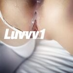 最新8月無水福利！露出狂熱愛好者【Luvvv1】推特絕版福利，極品女神喜歡露出，喜歡聚眾淫亂群P