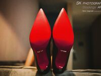 Wanita seksi, seorang isteri yang bermaruah, "Clockwork", mempunyai seorang suami cuckold dating seorang lelaki bujang sangat kejam seluruh zakarnya menembusi dia tanpa kondom.