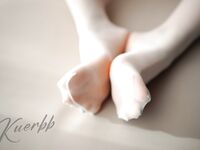 无情丝足榨汁姬女神『酷儿』走了一天jiojio超级酸了坏坏弟弟还要tk我，谁能抵抗住黑色油亮丝的诱惑呀~