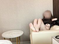 老公与小老板的玩物『ChenYY_m』真觉得老公算是顶级绿帽了，把我捆起来等单男过来，看着我被两个小哥哥玩喷