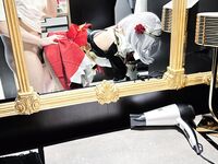 专操极品COS大神『Maniacccccc』游戏里楚楚动人的原神荧竟然趴在椅子上被后入蹂躏荧妹coser的身体到底有多爽