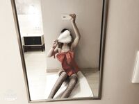 清純白嫩小母狗學妹『辭安』白虎當然要配白絲啦，好喜歡被雞巴插入的感覺，想當哥哥的炮架被哥哥抱起來操