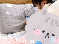 2024年，海角大神【意淫自己妹妹】54帖亂倫合集，泳池玩耍，各種姿勢變態，把玩妹妹內射爽歪歪