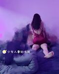 清纯淫荡小娇妻『少女人妻初长成』老婆下面太紧，亲手扶着单男鸡巴插进自己小骚逼发出舒服的淫荡叫声