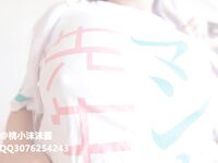 青葱校园反差学妹『桃小沫沫』和田纱雾与水彩笔