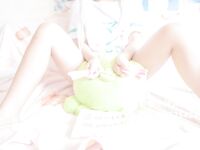 青葱校园反差学妹『桃小沫沫』和田纱雾与水彩笔