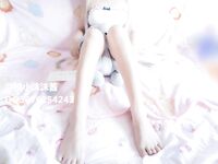 青葱校园反差学妹『桃小沫沫』穹妹