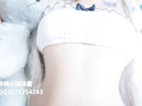 青葱校园反差学妹『桃小沫沫』穹妹