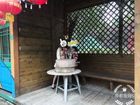 トップトレーニングマスター「エンペラージンリンS」の最新トレーニングビデオ、双飛姉妹がトレーニングのためにフラワーモールで他人の前で露出します。他人の目の中の女神は、スポンサーの前ではほんの小さな雌犬です。