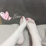 最新9月無水重磅！推特40萬粉女神【HUNGERLAN】超強福利，路人口交人前露出，百合3P道具菊花開發