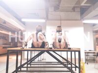 最新9月無水重磅！推特40萬粉女神【HUNGERLAN】超強福利，路人口交人前露出，百合3P道具菊花開發