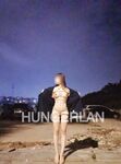 最新9月無水重磅！推特40萬粉女神【HUNGERLAN】超強福利，路人口交人前露出，百合3P道具菊花開發