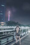 最新9月無水重磅！推特40萬粉女神【HUNGERLAN】超強福利，路人口交人前露出，百合3P道具菊花開發