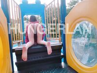 最新9月無水重磅！推特40萬粉女神【HUNGERLAN】超強福利，路人口交人前露出，百合3P道具菊花開發