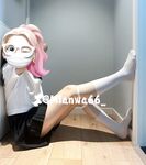 推特人氣大神『女友棉襪』 分享嬌妻，瑜伽褲白襪，白天窗邊後入，一邊干一邊拉開窗簾，讓奶子對著窗外搖擺